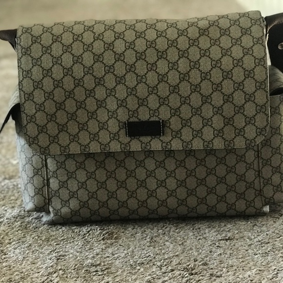 Gucci diaper bag - Picture 1 of 7